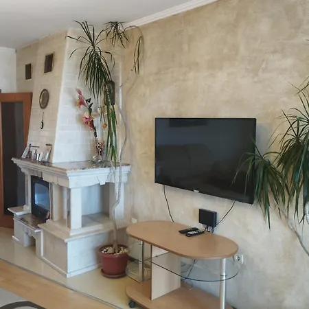 илиев Apartmán *
